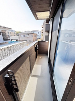 【バルコニー】