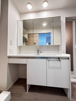 【独立洗面所】