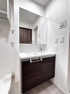 【独立洗面所】