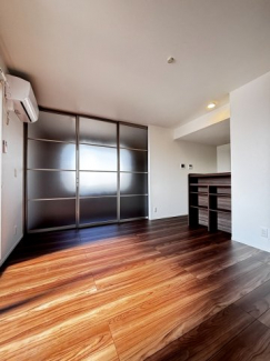 【居間・リビング】