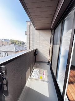 【バルコニー】
