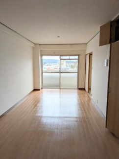 西条市大町のマンションの画像