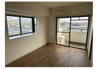 松山市森松町のマンションの画像