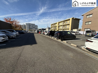 敷地内駐車場です。