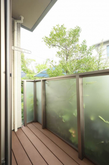 【バルコニー】