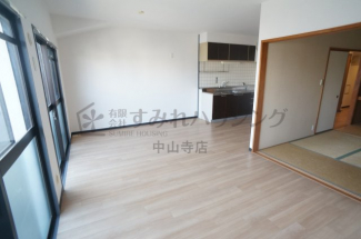 【居間・リビング】