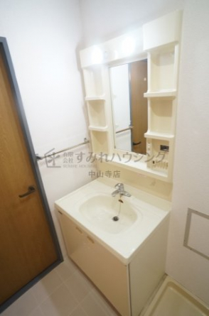 【洗面所】