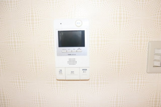 室内インターホンが付いています。