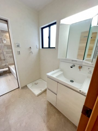 【独立洗面台】