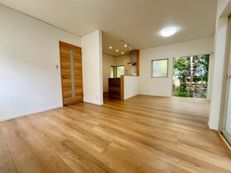 【居間・リビング】