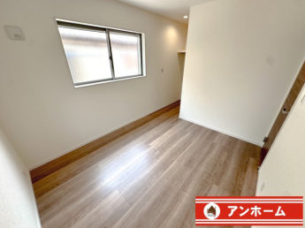 きれいな洋室です