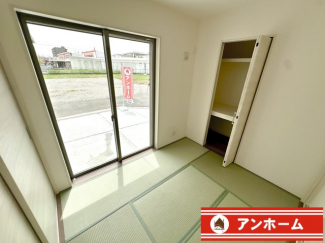 来客時にも便利な和室付き