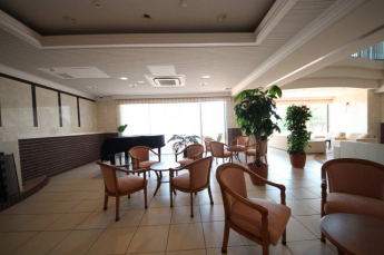 エントランス、談話空間