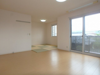 【居間・リビング】