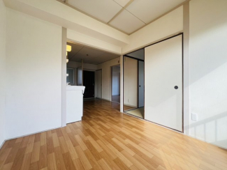 【居間・リビング】