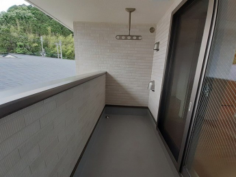 【バルコニー】