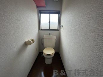 ２階のトイレは、シンプルで使いやすいトイレです