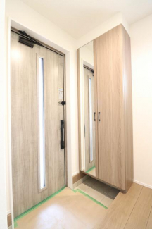 【施工例】大容量のシューズボックス。カウンターがついているの