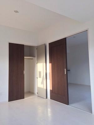 ＴＲＥＮＴＥ　ＬＵＭＩＥＲＥの画像