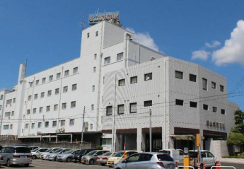 慈生会松山城東病院まで301m