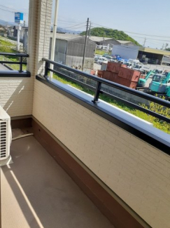 【バルコニー】