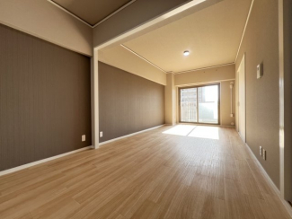 【居間・リビング】