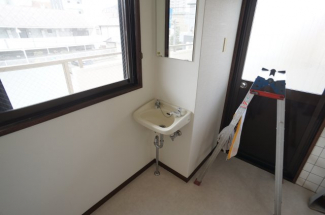 【洗面所】