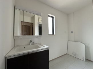 【独立洗面台】