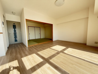 【居間・リビング】