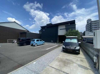 大津市三井寺町の駐車場の画像