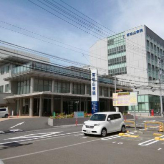 仁友会南松山病院まで742m