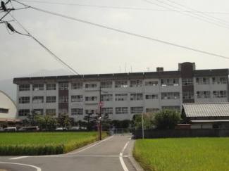 西条市立西条東中学校まで1464m