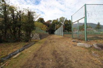 敷地内の3号道路