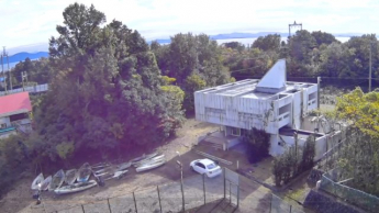 空撮別カット、奥に琵琶湖が見えます