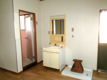 浜田町4丁目貸家の画像