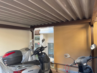 バイク置き場です★