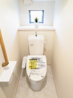 フチなしでお手入れ簡単　節水タイプとなっております