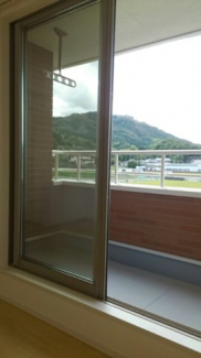 バルコニーがあります