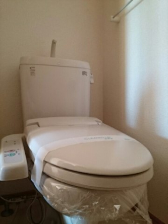 ゆったりとした空間のトイレです