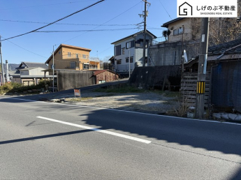 駐車場や資材置き場にオススメ！
平坦・更地
約17坪