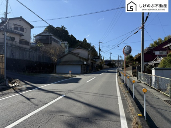 前面道路です。