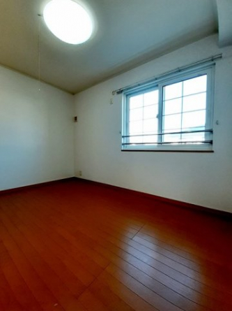 内装は落ち着いています