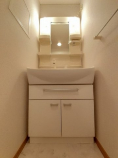 脱衣スペースもあります