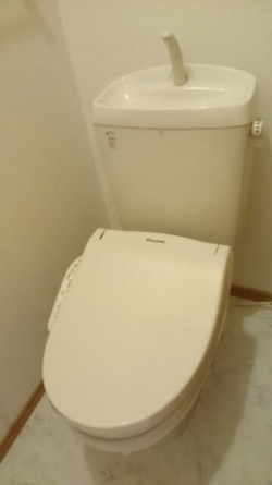 落ち着いたトイレです