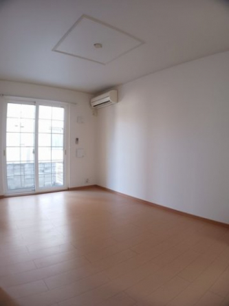 内装は落ち着いています