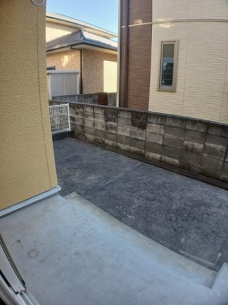 簡単な家庭菜園も楽しめるお庭です