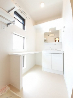 広い洗面スペース