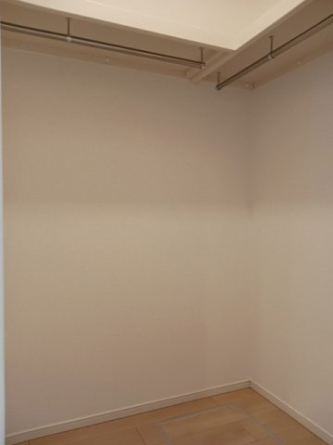 たっぷりとした収納スペースです