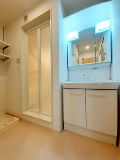 コンパクトで使いやすい洗面所