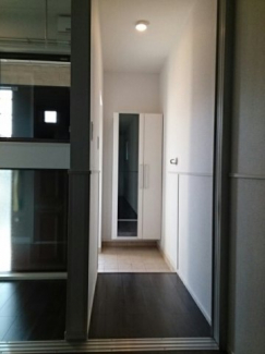 落ち着いた玄関です